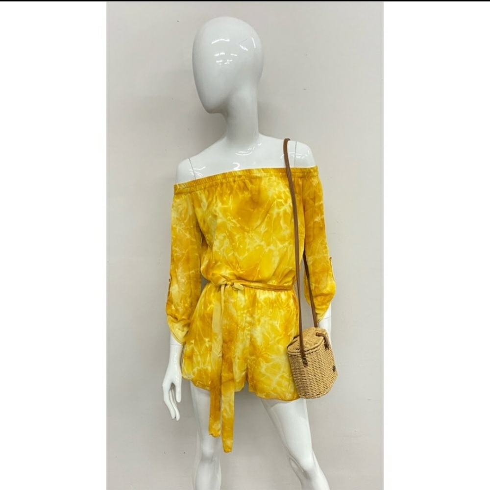 🆕️ Yellow Tie Dye Romper - Picture 2 of 3